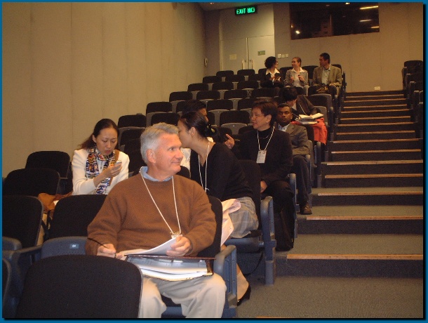 602x451 pixels (112K)